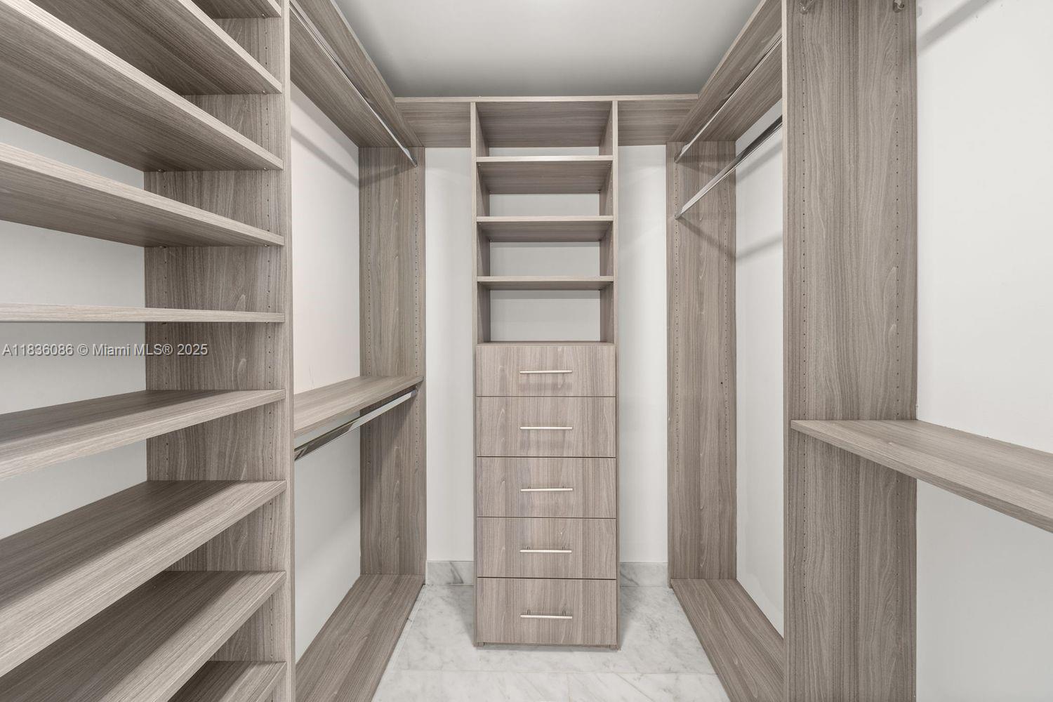 400 SUNNY ISLES CONDO WES - Residential