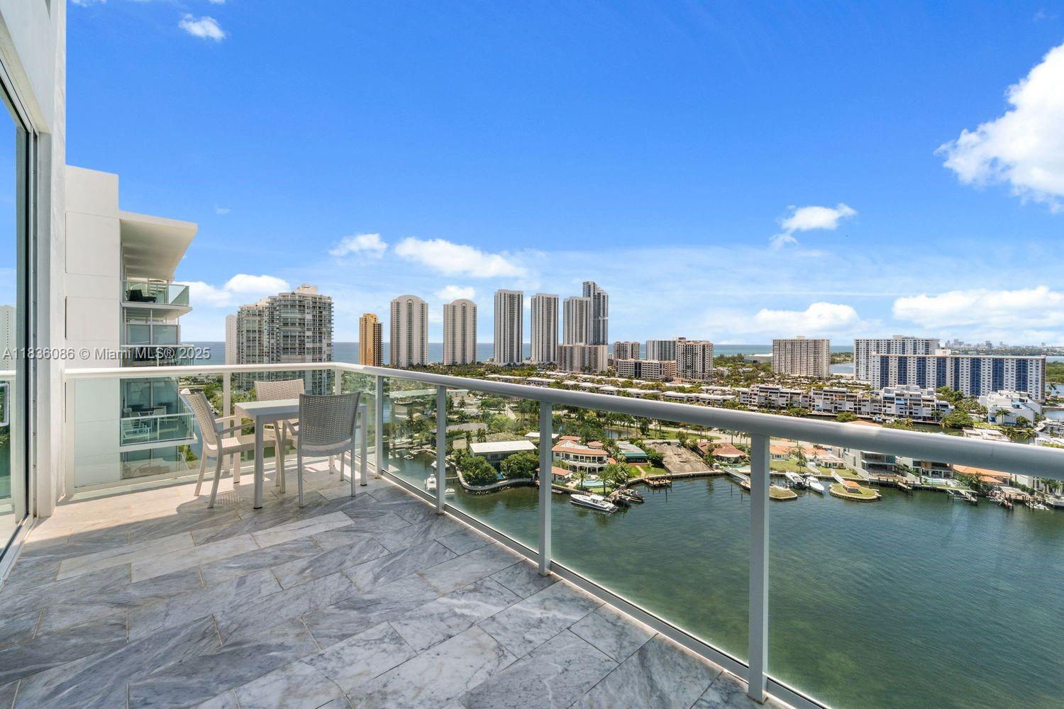400 Sunny Isles Blvd 2008, Sunny Isles Beach, FL, 33160/$2,750,000 4 400 Sunny Isles Blvd 2008