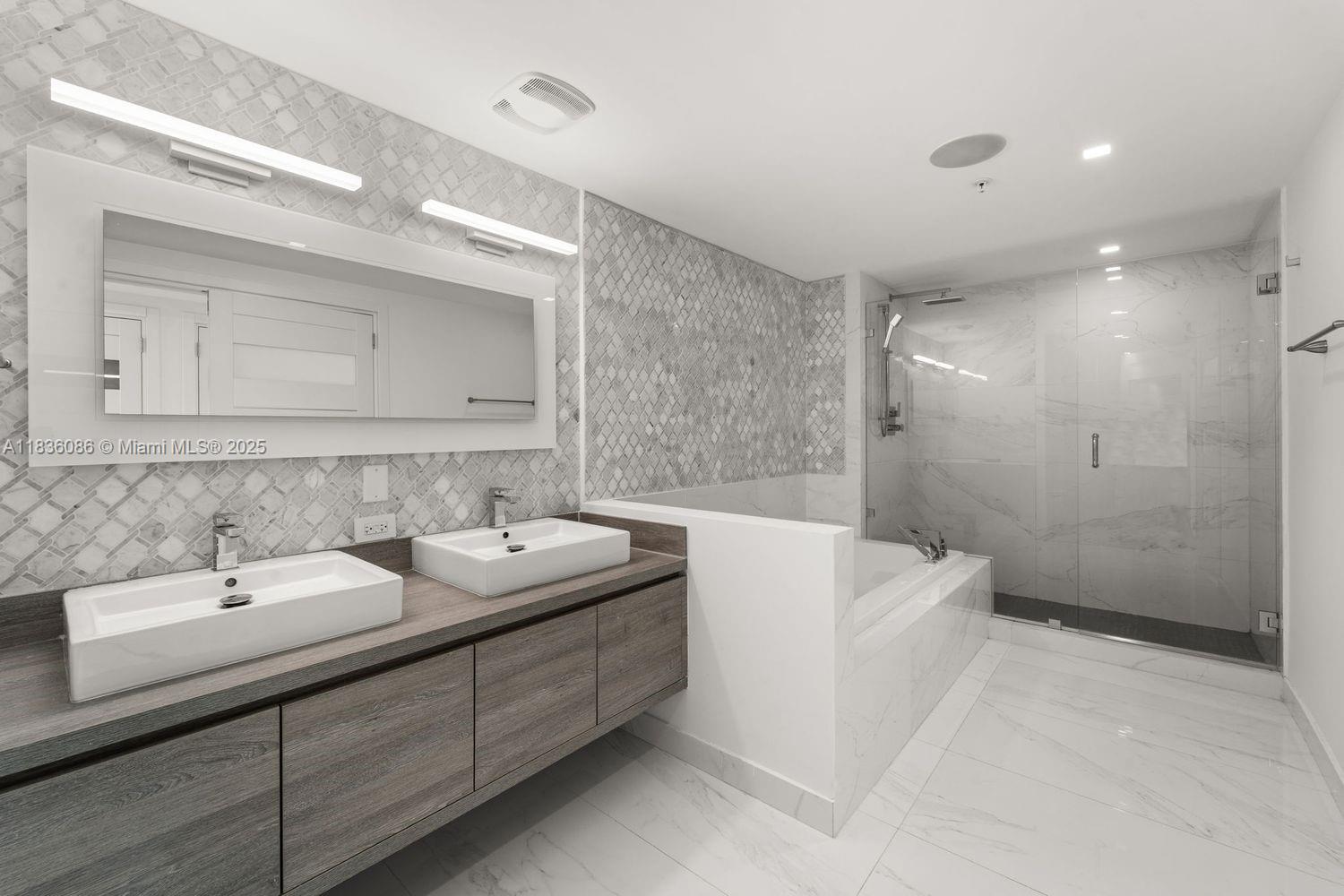 400 SUNNY ISLES CONDO WES - Residential