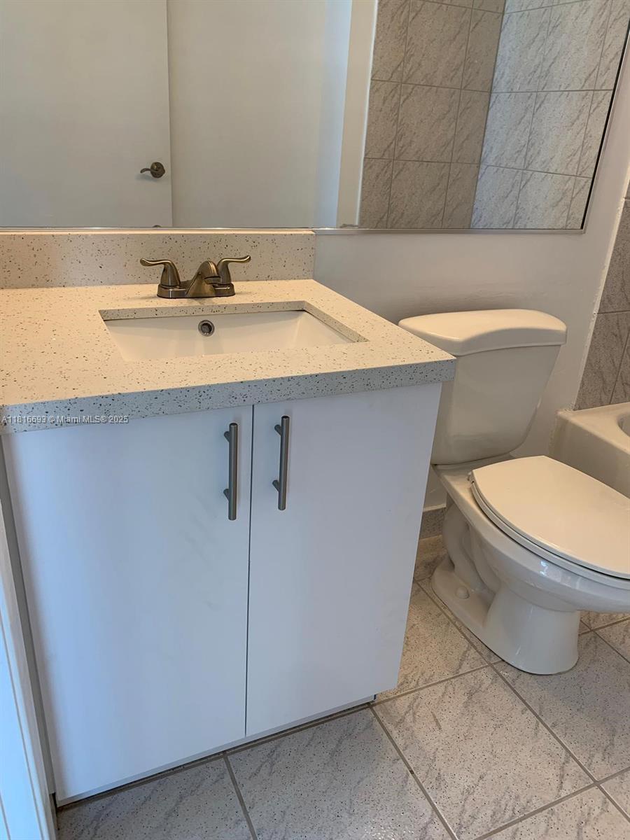 KING DAVID TOWERS CONDO - Residential Lease