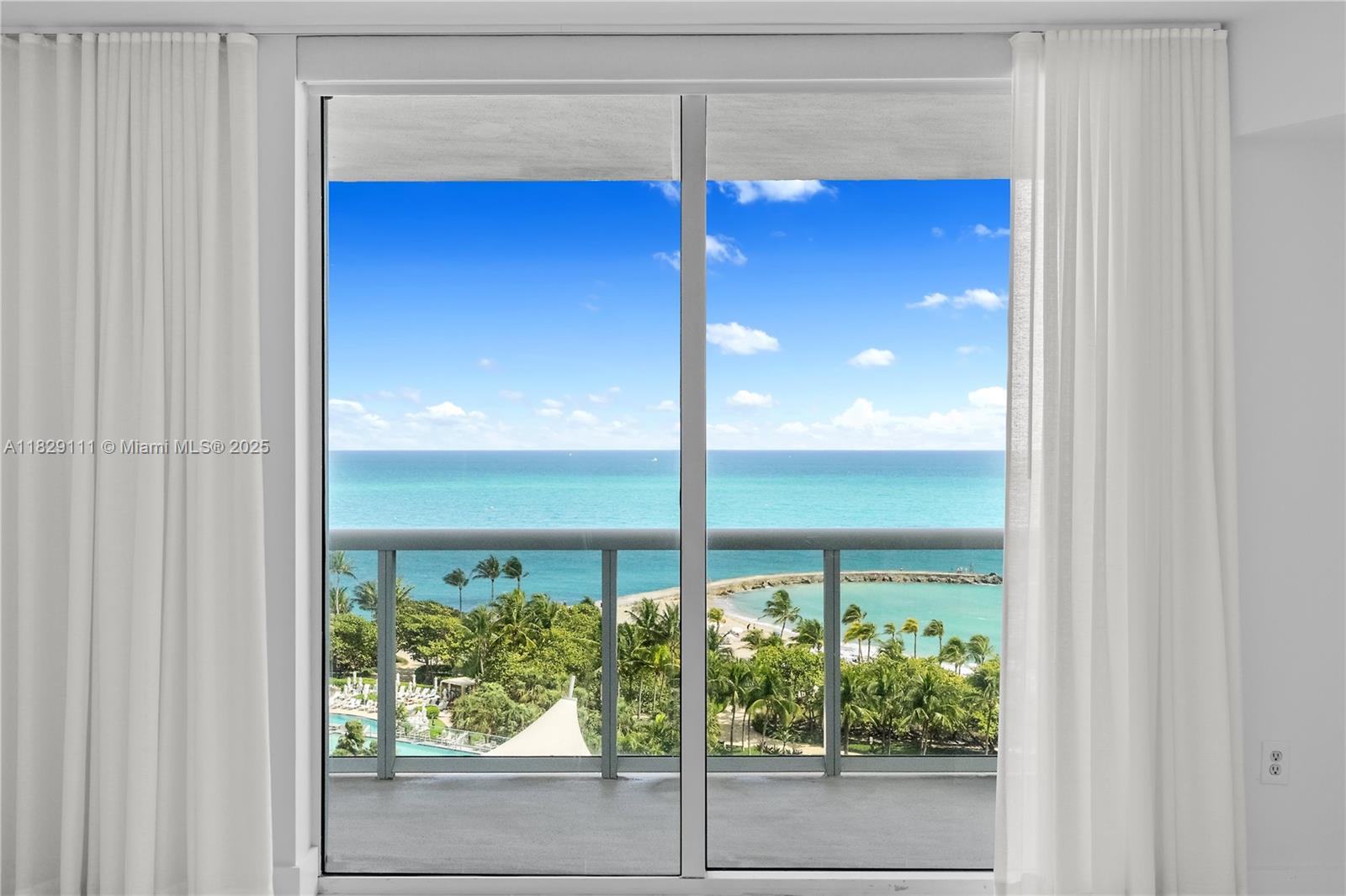 10275 Collins Ave 1035