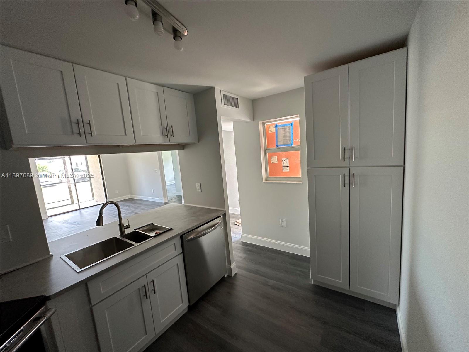 MONTEREY CONDO THREE - Residential Lease