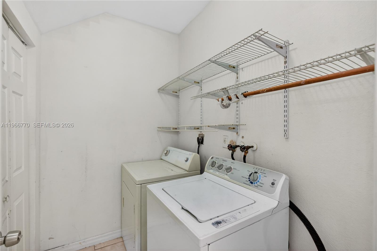 CASA DEL SUR - Residential