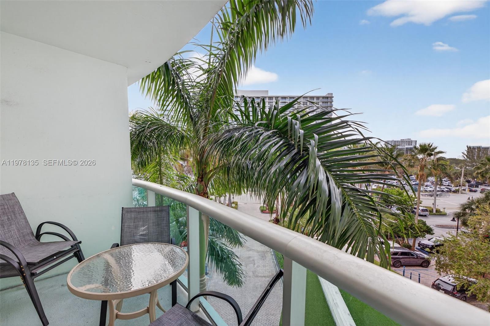 TIDES ON HOLLYWOOD BEACH - Residential Lease