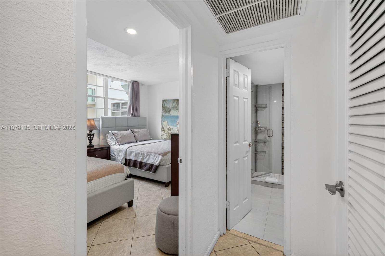 TIDES ON HOLLYWOOD BEACH - Residential Lease