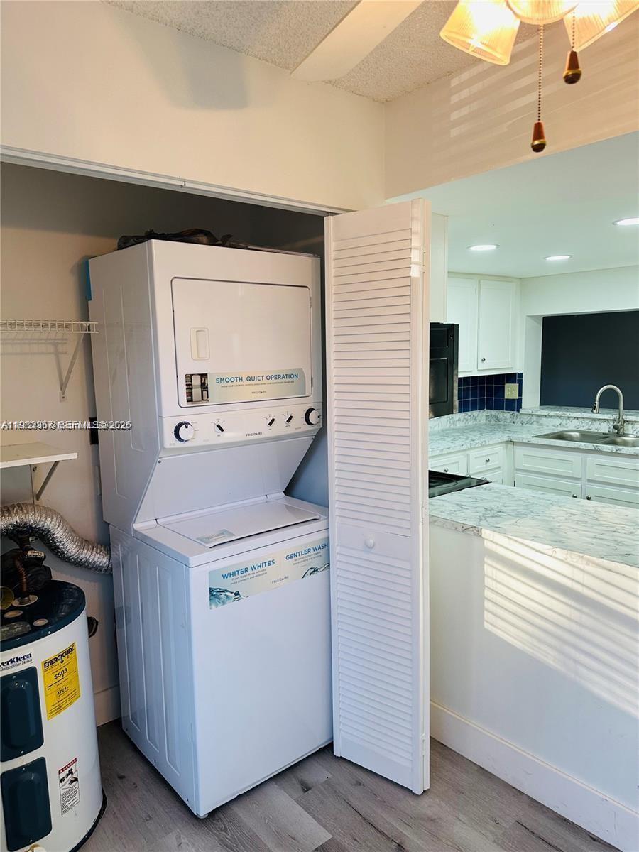 CONDO 5 OF SABAL PALM CON - Residential