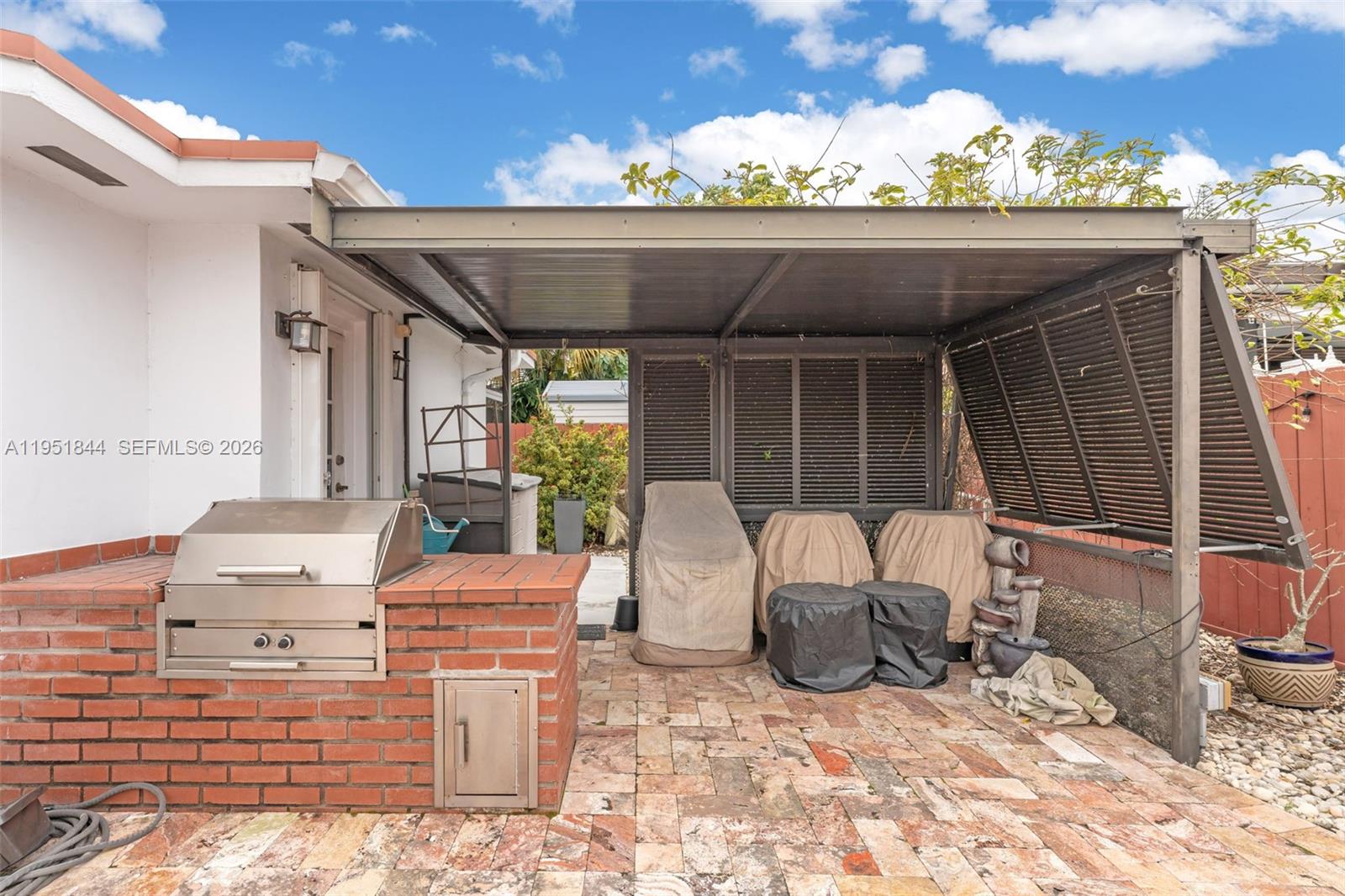 SEVILLA GARDENS SEC 1 - Residential