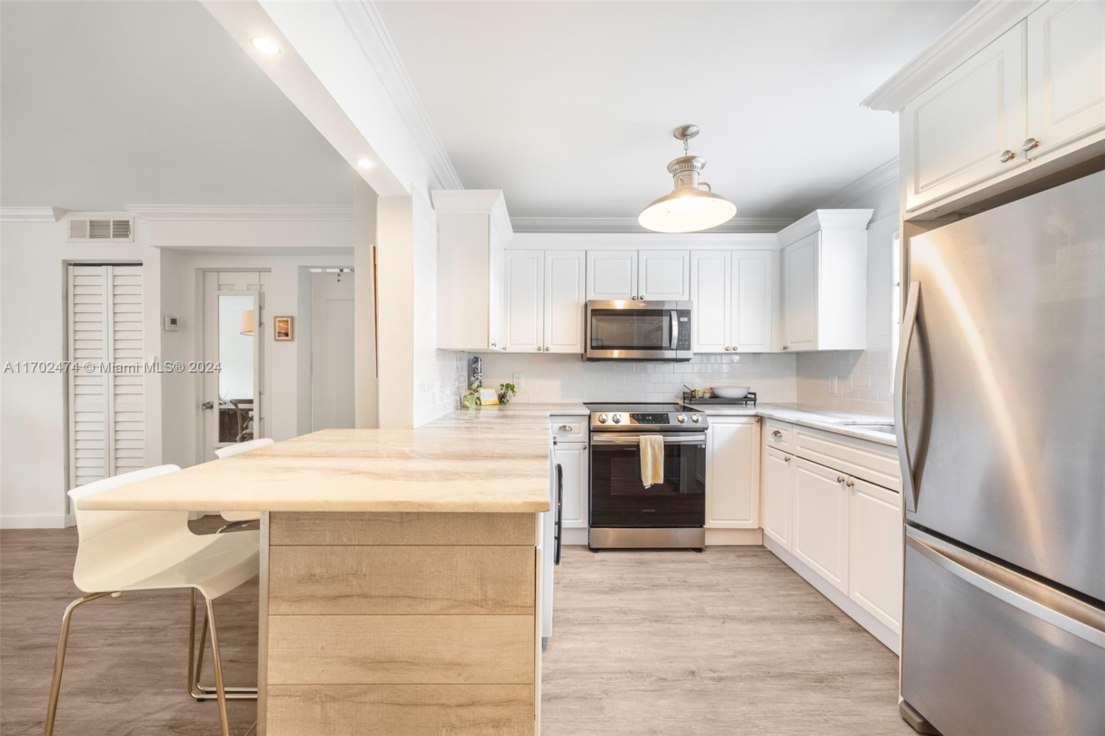 201 Jefferson Ave 3A