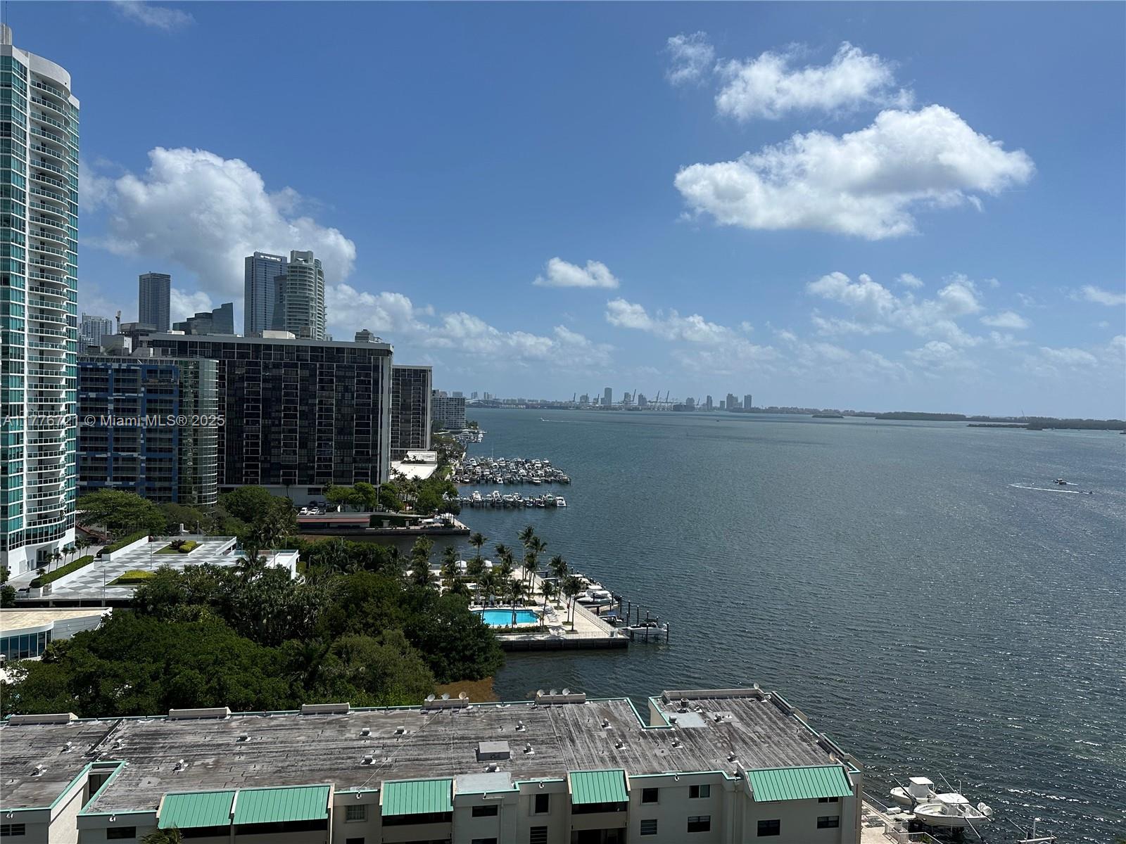 2333 Brickell Ave 1607