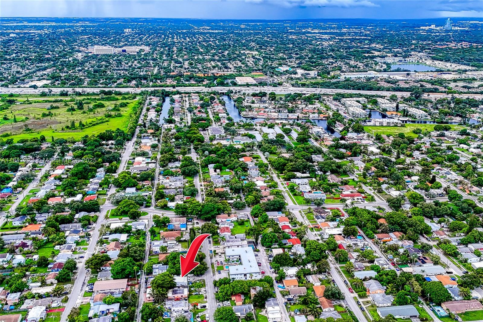 HOLLYWOOD PARK - Residential Income