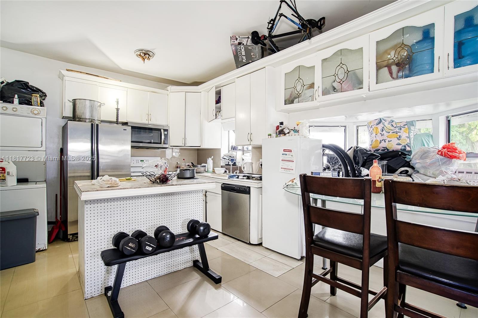 HOLLYWOOD PARK - Residential Income