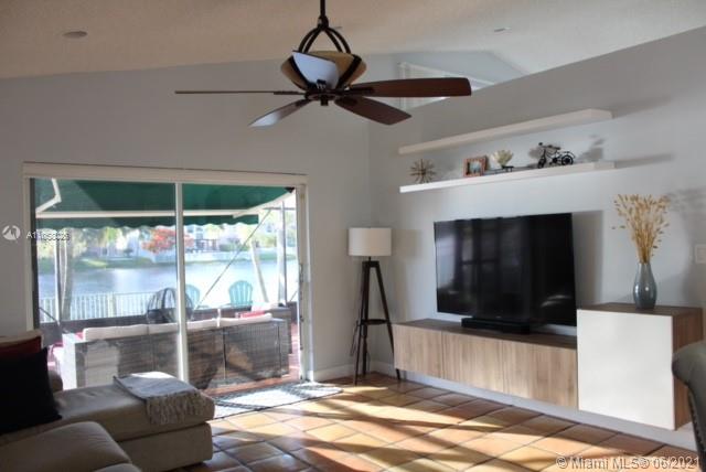 SILVER LAKES PH PARCEL W - Residential