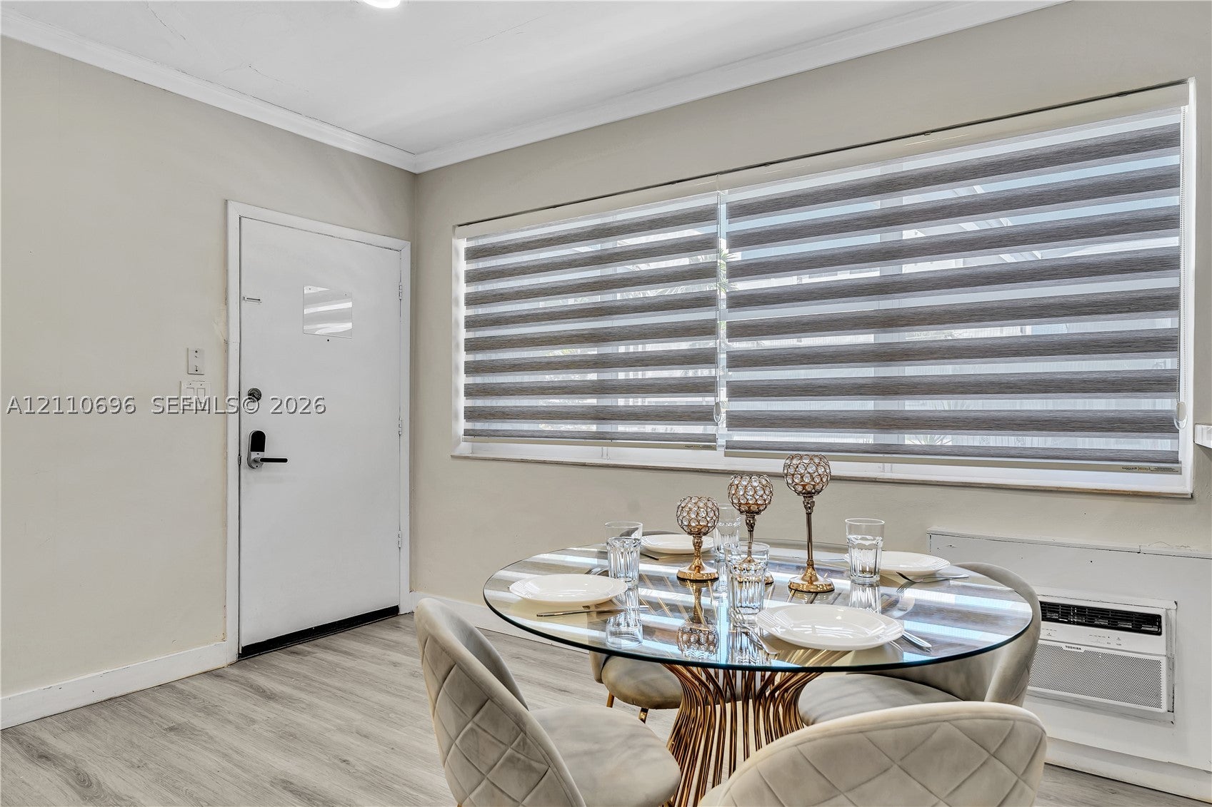 10004 E Bay Harbor Dr 8
