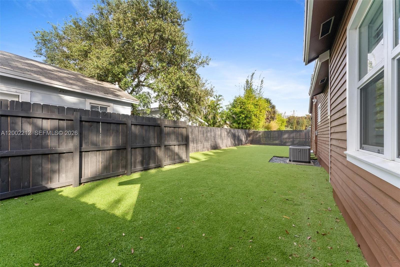 WAVERLY PLACE - Residential Lease