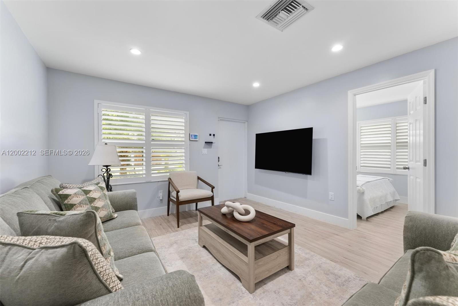 WAVERLY PLACE - Residential Lease