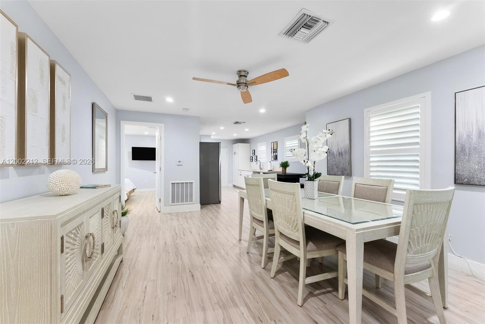 WAVERLY PLACE - Residential Lease