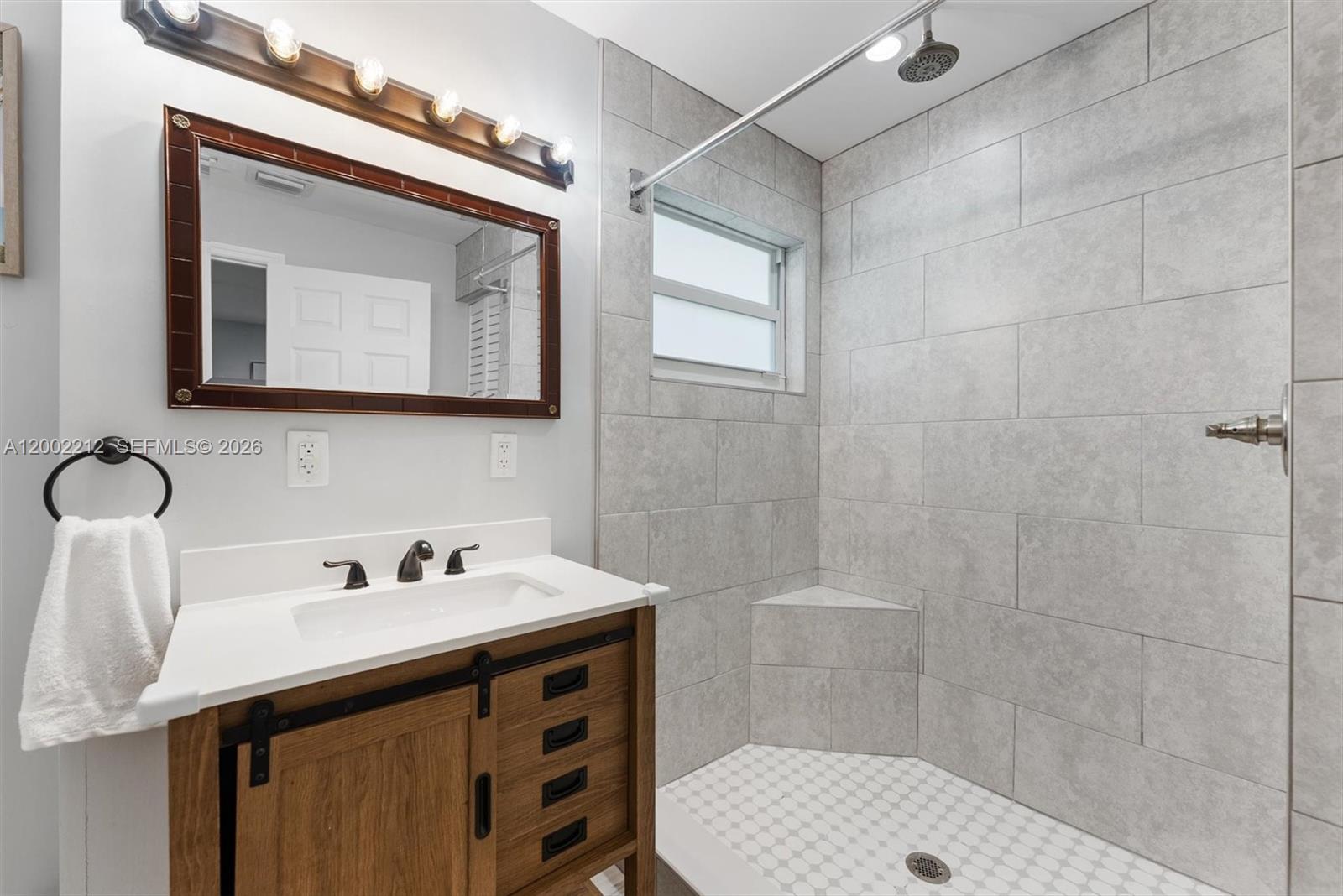 WAVERLY PLACE - Residential Lease