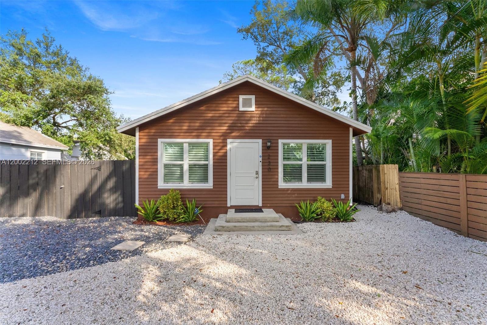 WAVERLY PLACE - Residential Lease