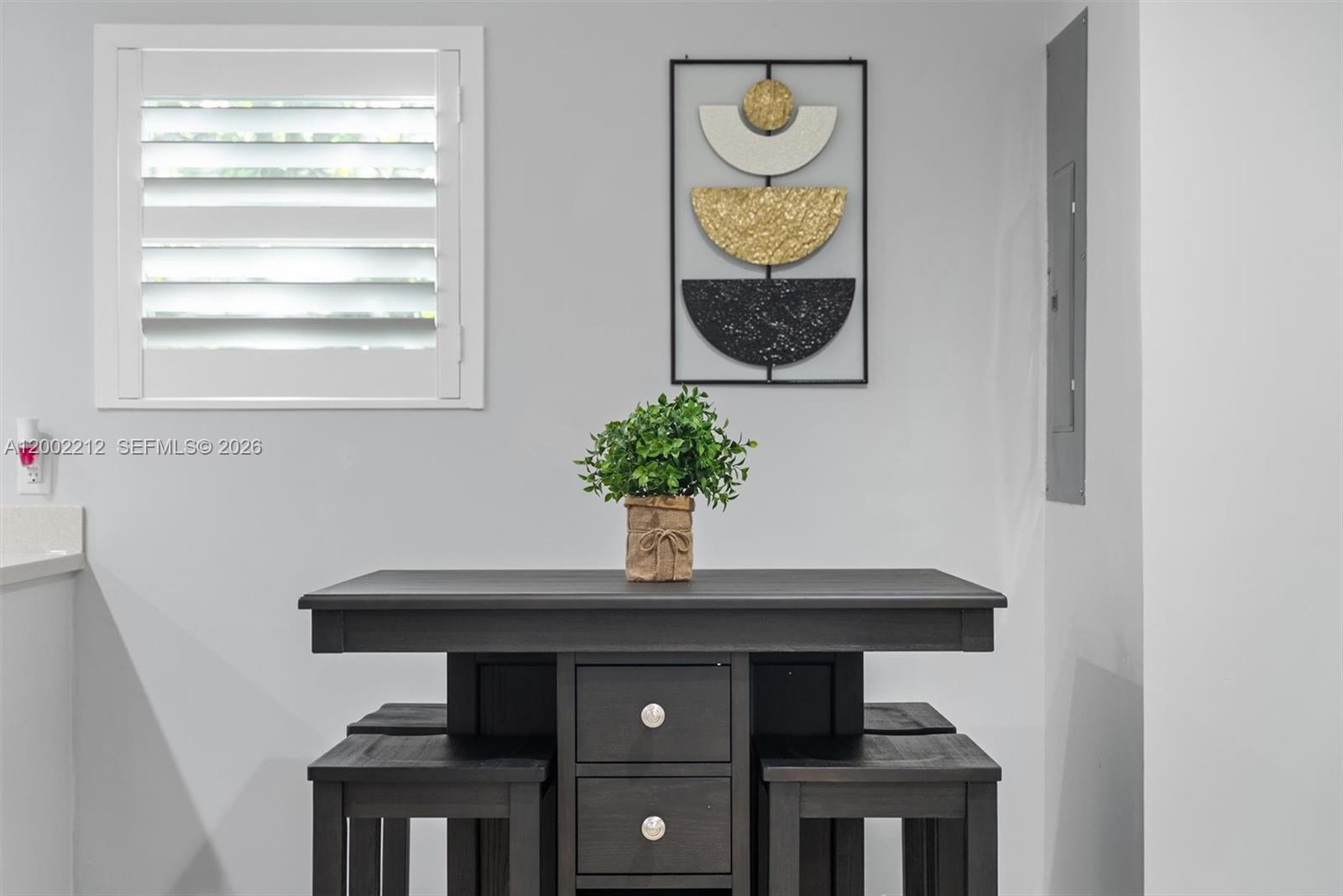 WAVERLY PLACE - Residential Lease