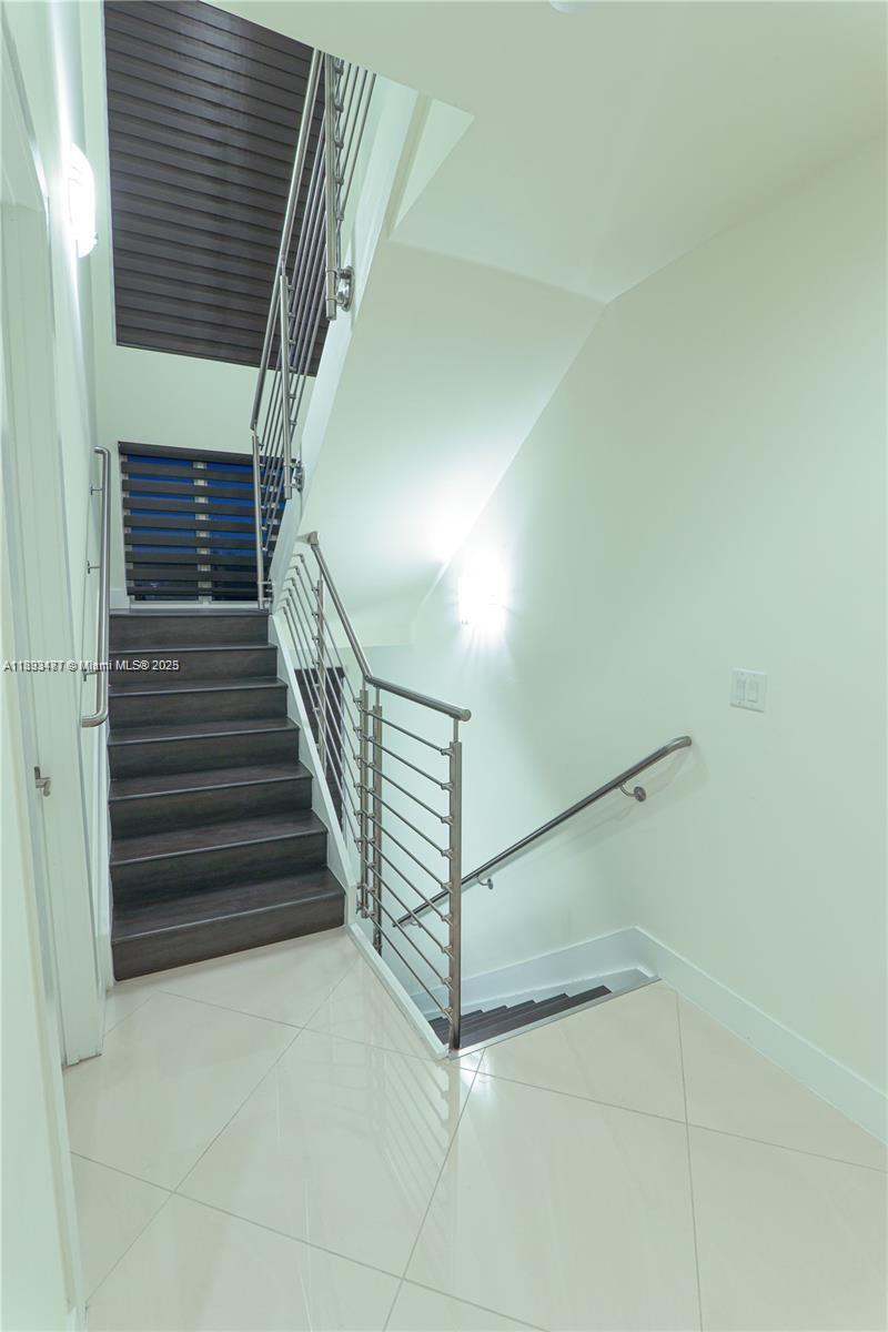 LANDMARK AT DORAL - Residential Lease