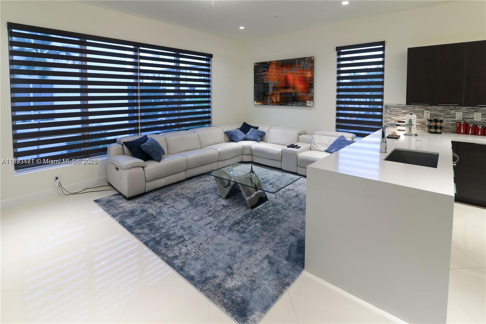 LANDMARK AT DORAL - Residential Lease