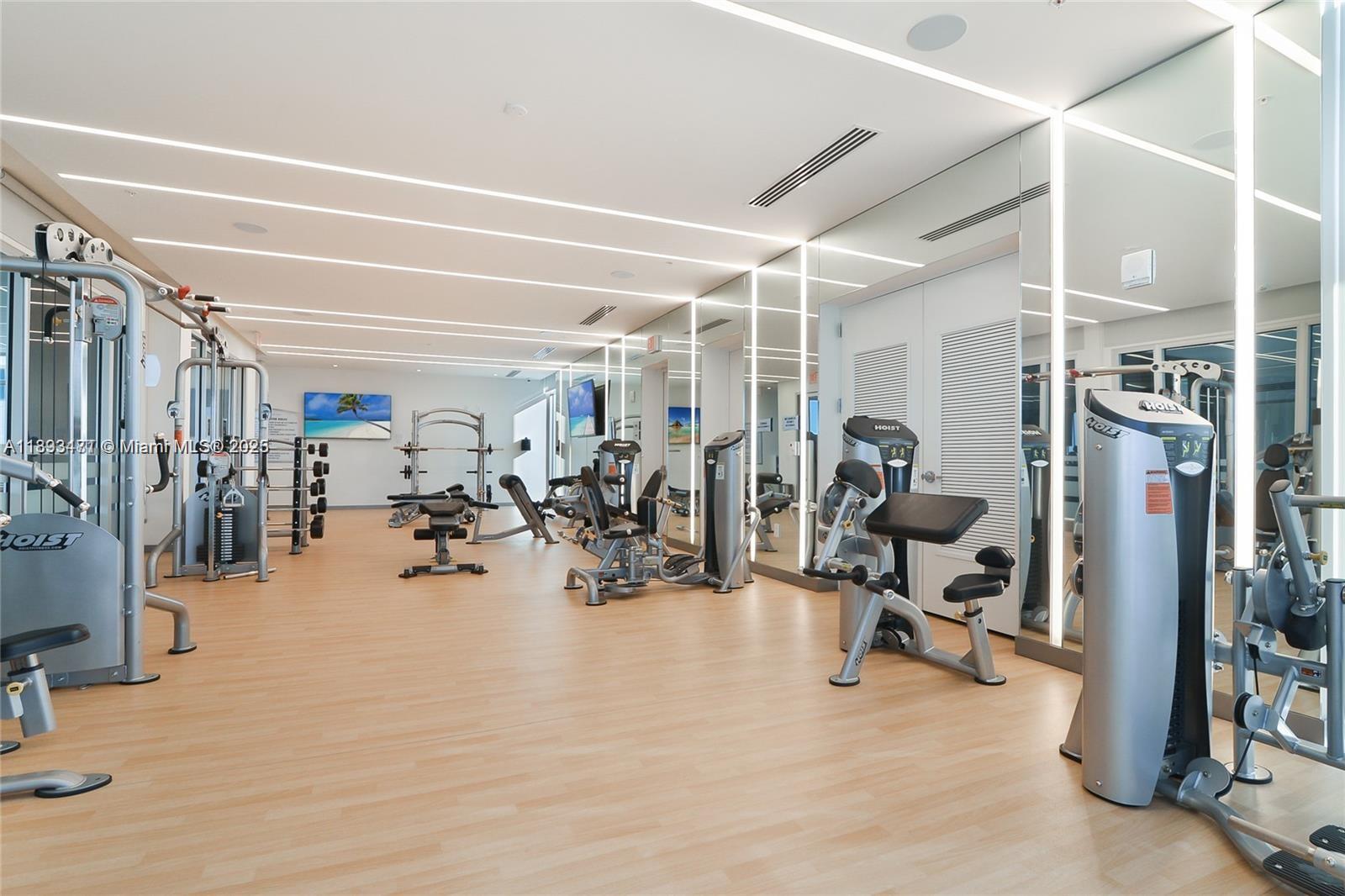 LANDMARK AT DORAL - Residential Lease