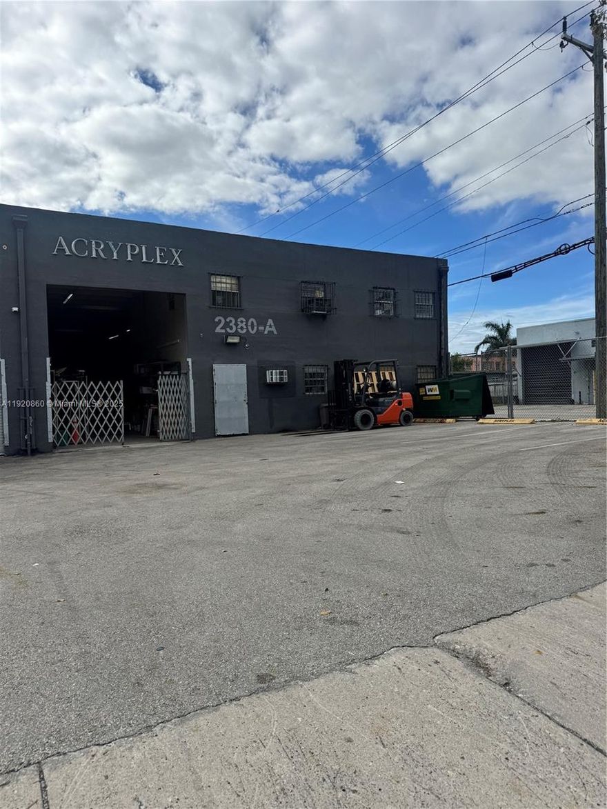 Amazing opportunity to lease a newly renovated 4,000 SF industrial warehouse in the heart of Allapattah—one of Miami’s most dynamic and rapidly transforming industrial districts. Available January 1, 2026.

The property is currently undergoing a complete modernization, featuring brand-new impact windows, a new roll-up door, and fully remodeled bathrooms, making it an ideal space for a variety of industrial, distribution, creative, and light-manufacturing users.

Located just minutes from Wynwood, Midtown, Miami International Airport, and major transportation routes, this warehouse offers exceptional accessibility and visibility in a high-demand industrial corridor. The combination of fresh renovations, flexible open layout, and strategic location makes this an unparalleled leasing opportunity in Allapattah.