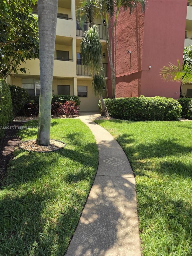CASA VERANO CONDO - Residential
