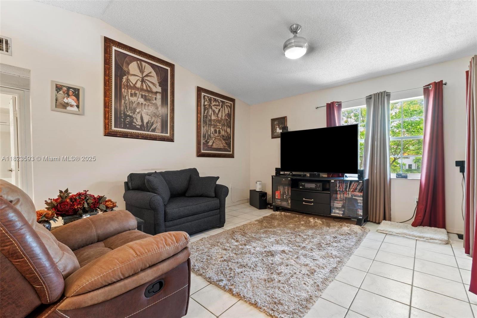 464 NE 210th Cir Ter 20410A