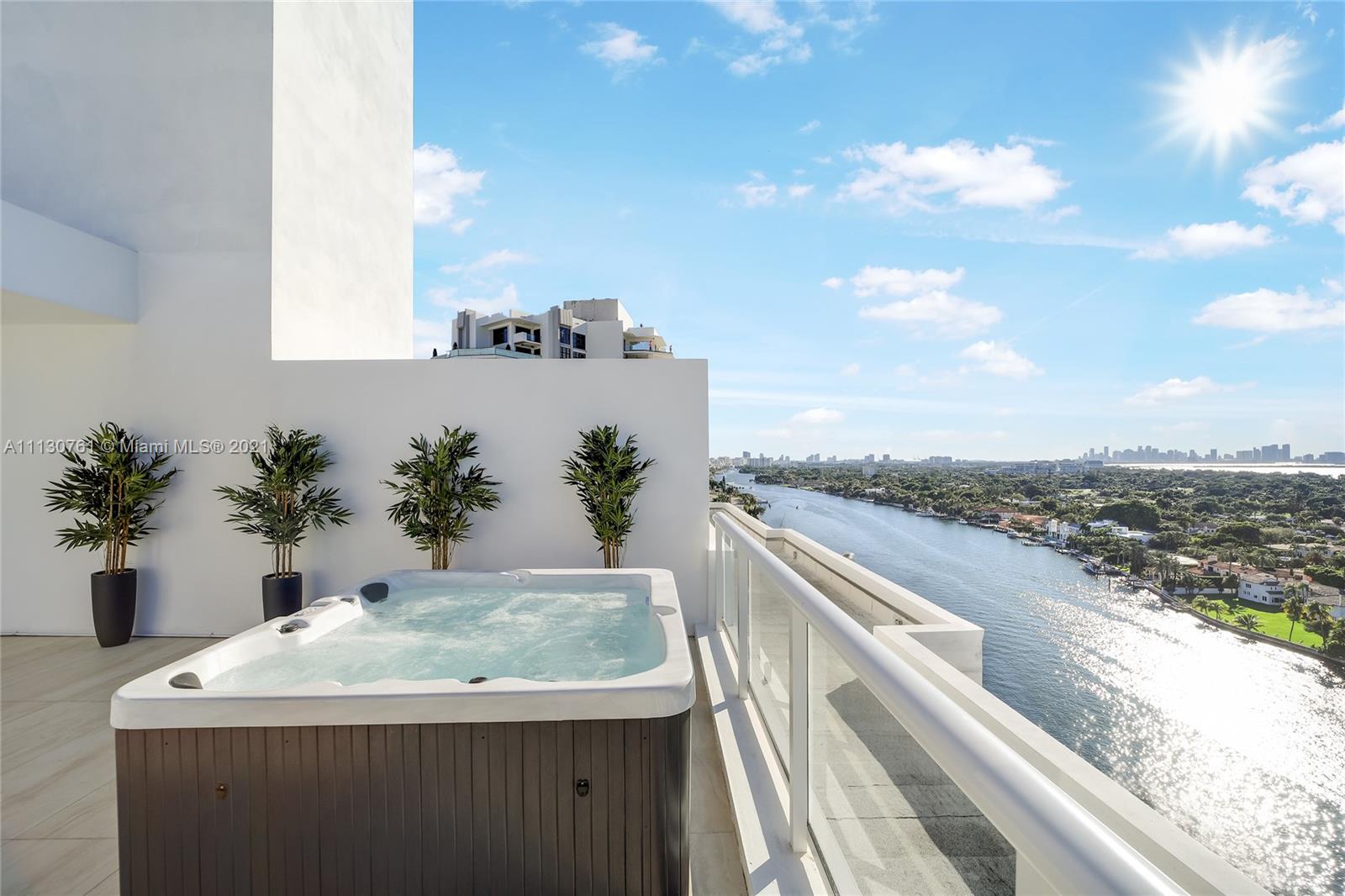 5600 CONDO - Residential