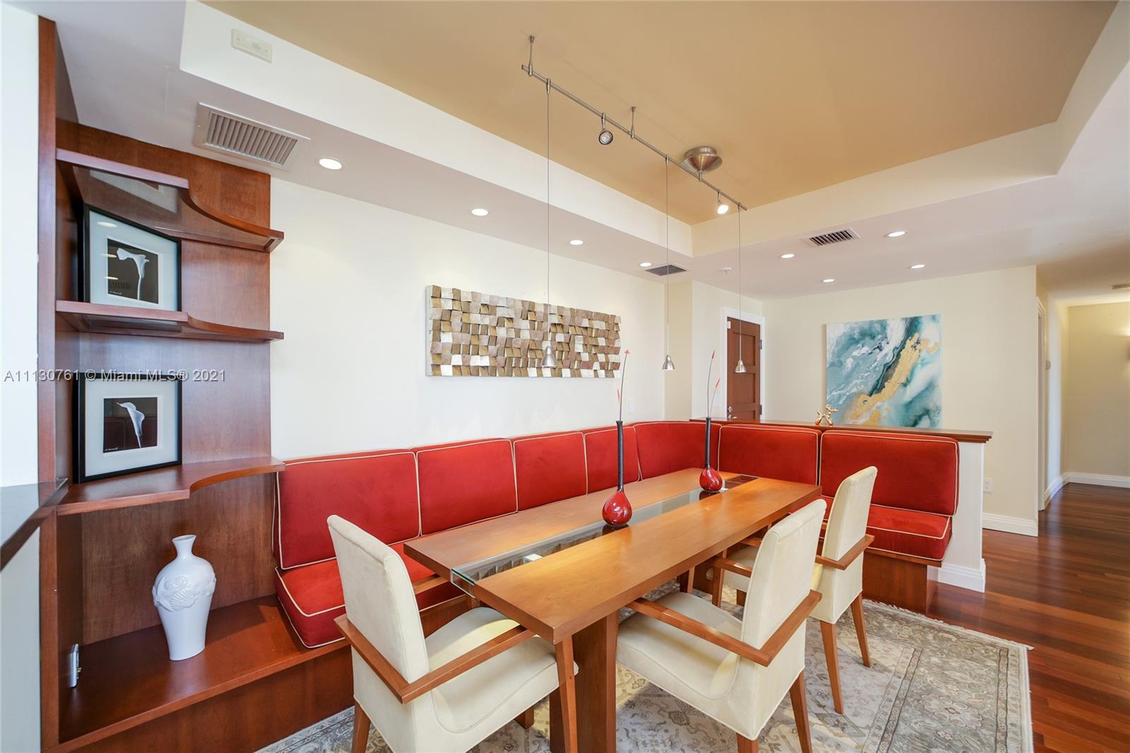 5600 CONDO - Residential