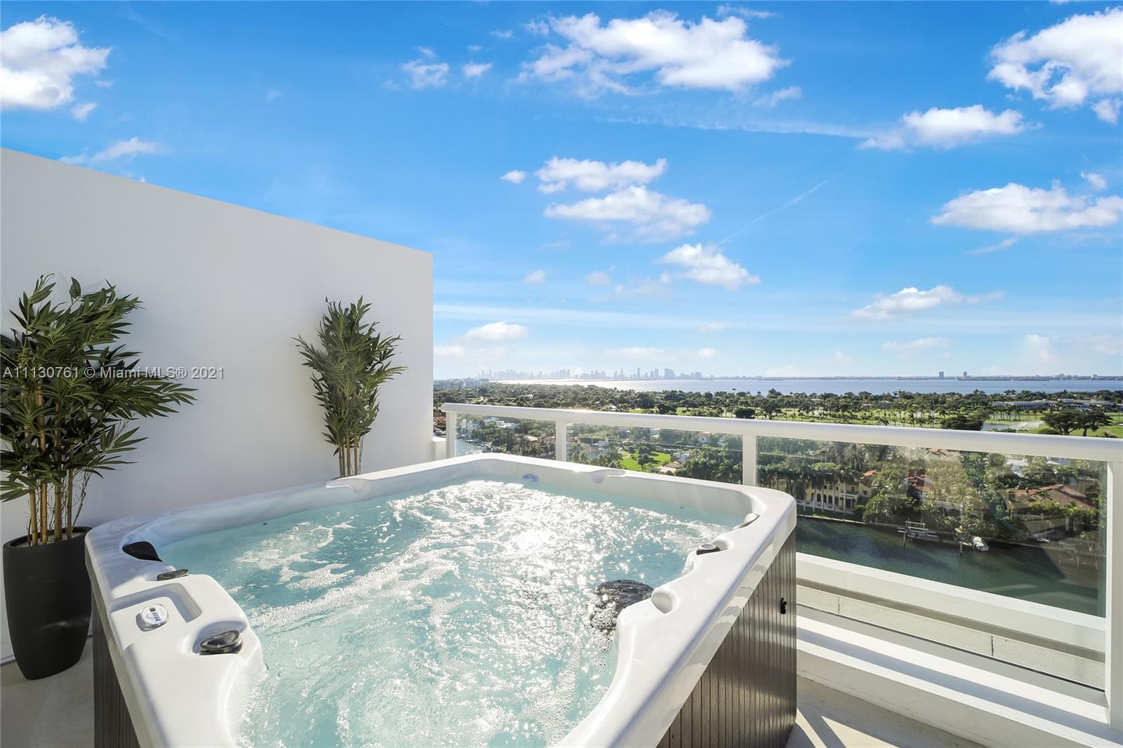 5600 CONDO - Residential