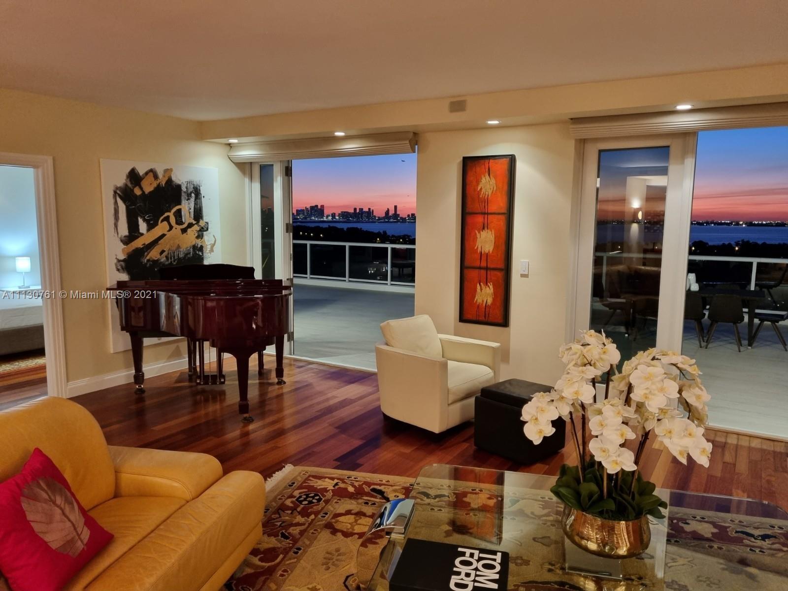 5600 CONDO - Residential