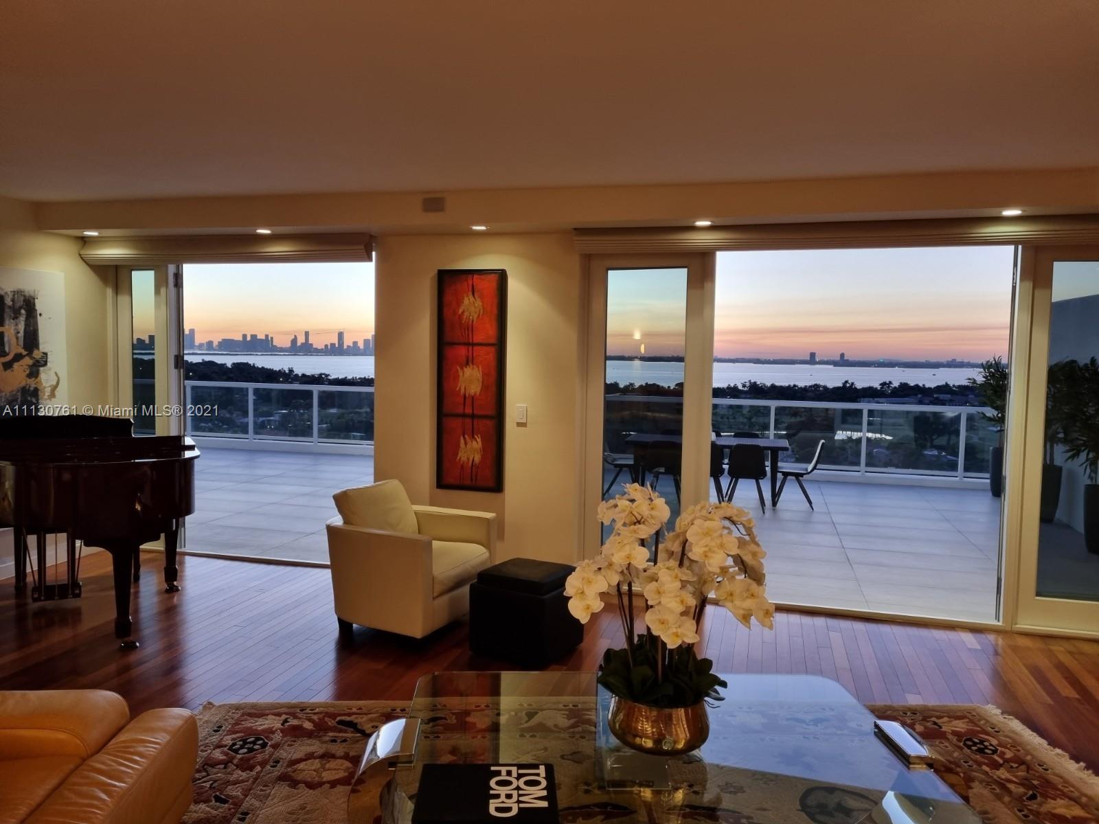 5600 CONDO - Residential