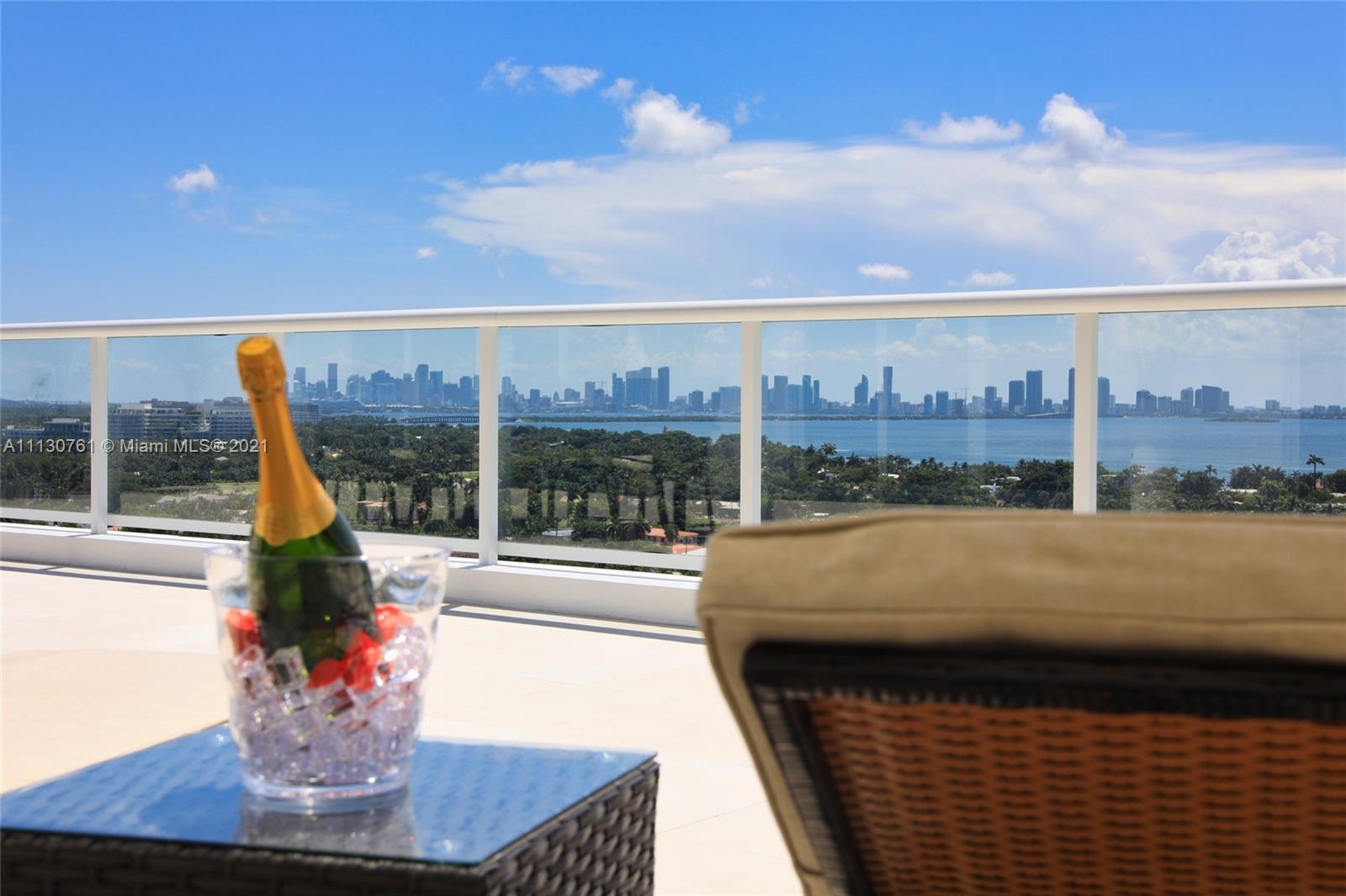 5600 CONDO - Residential