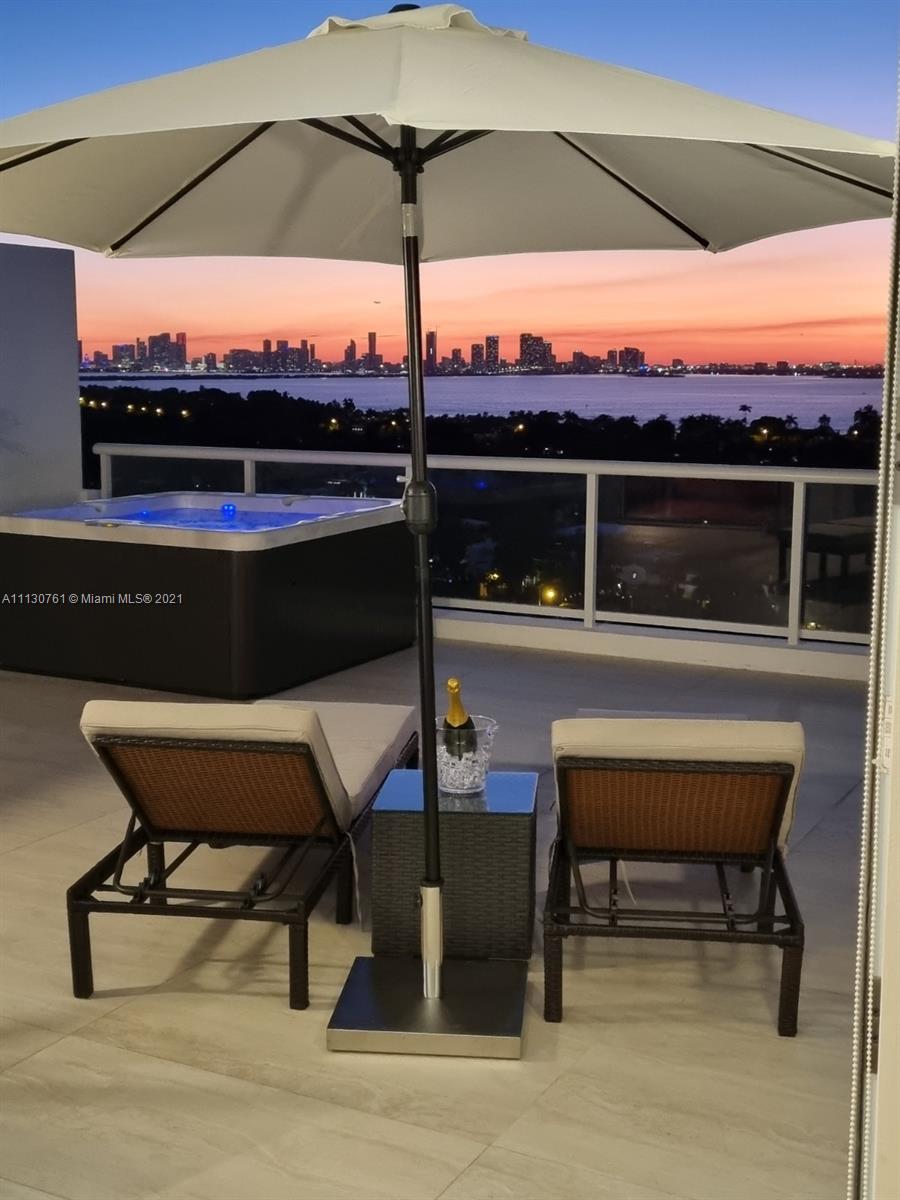 5600 CONDO - Residential