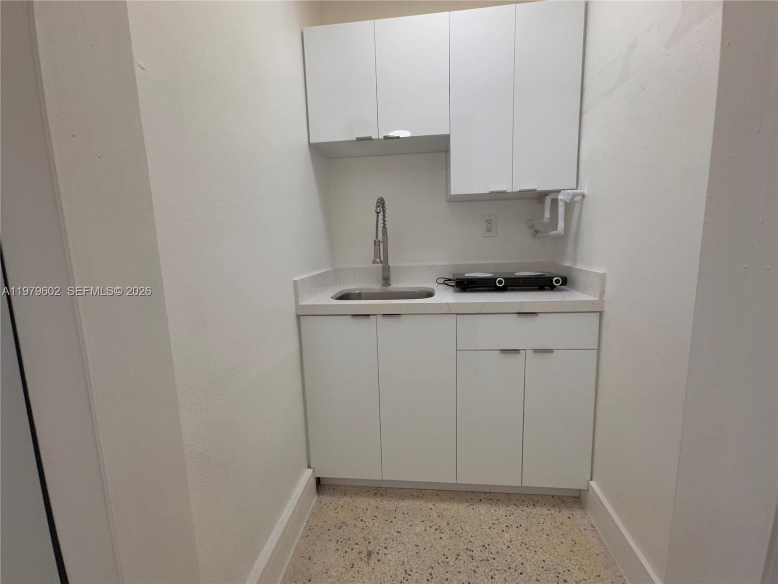 FLAGAMI 1ST ADDN - Residential Lease