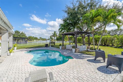 A home in Pembroke Pines