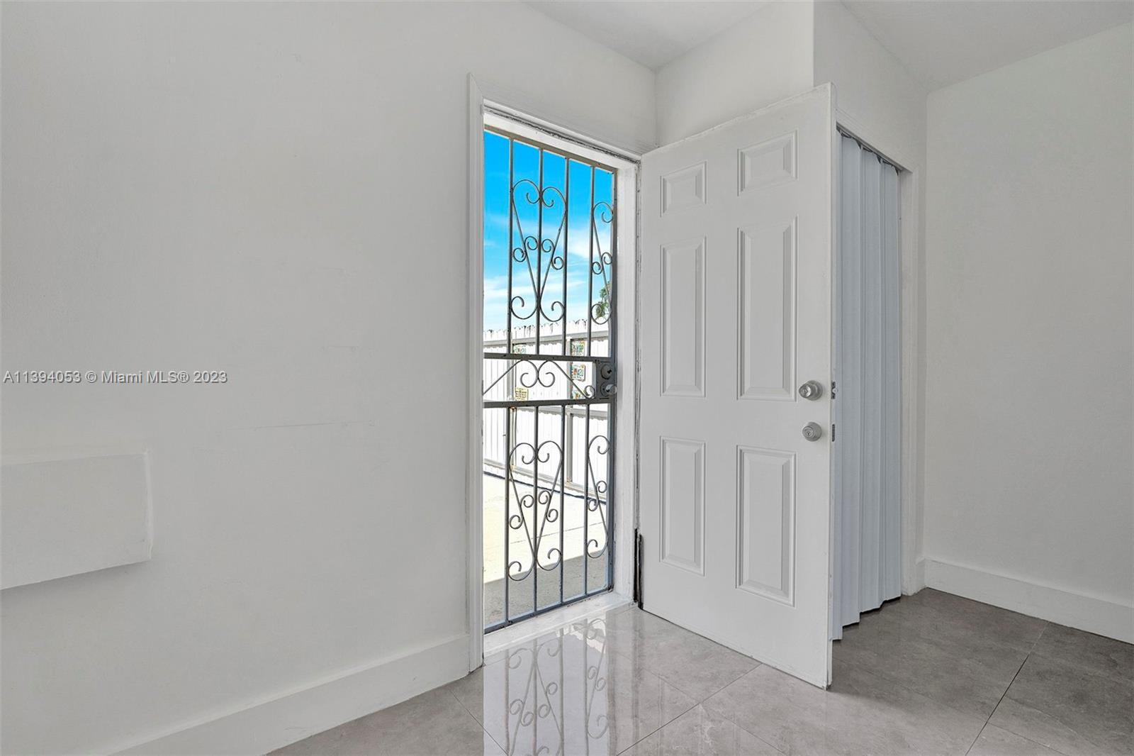 PRINCETONIAN WEST - Residential