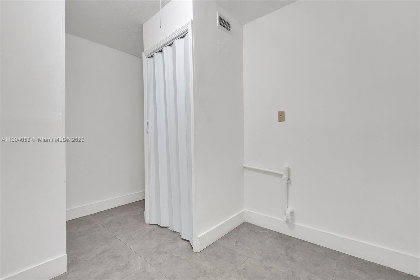 PRINCETONIAN WEST - Residential