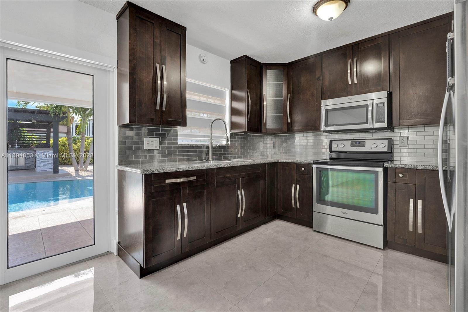 PRINCETONIAN WEST - Residential