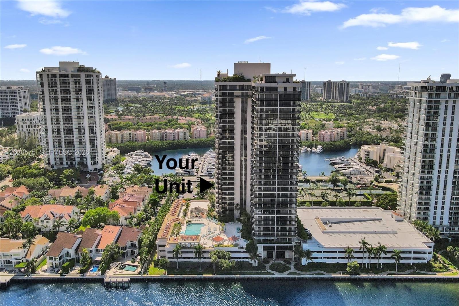 TURNBERRY ISLE SOUTH COND - Residential