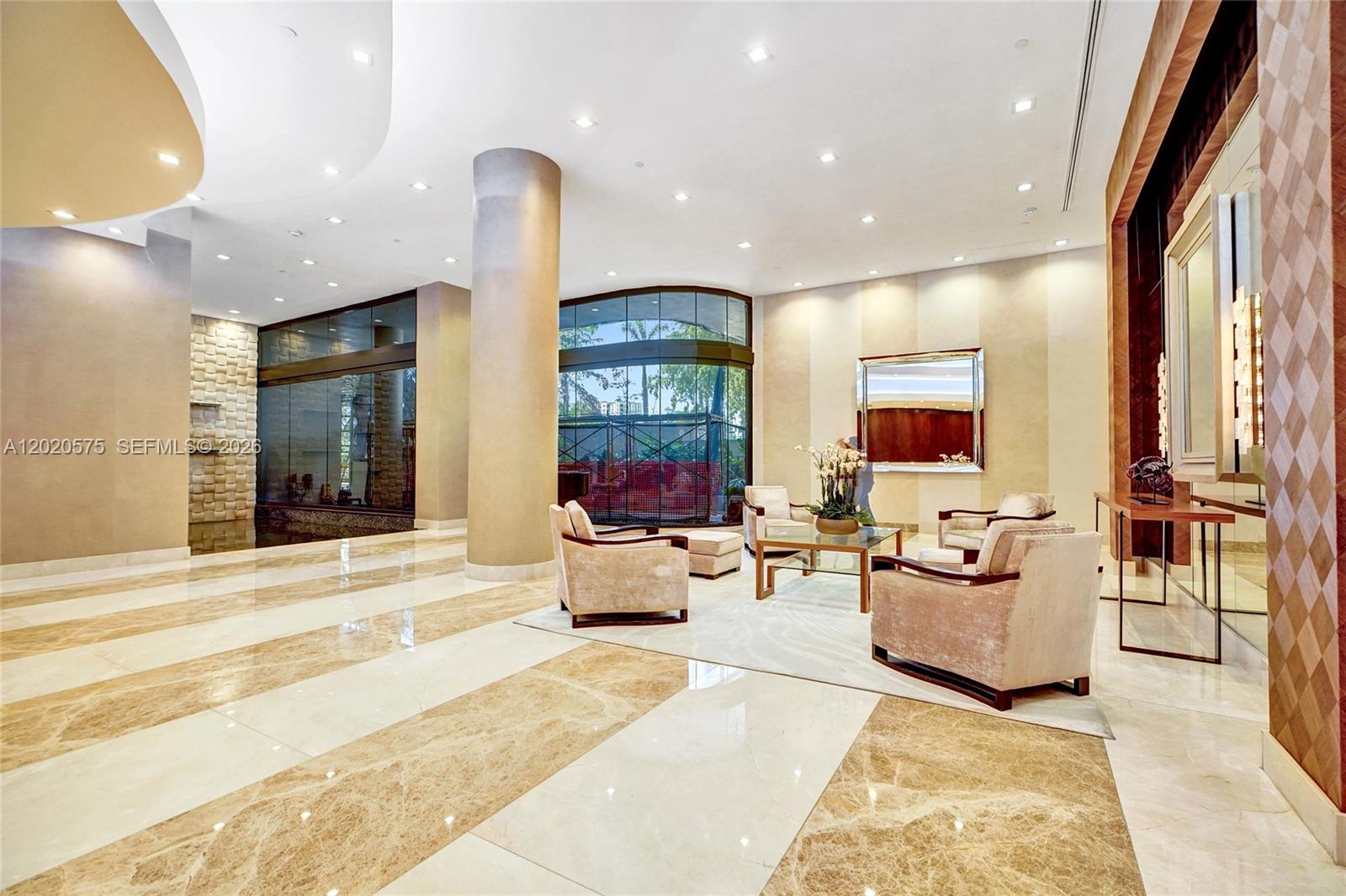 TURNBERRY ISLE SOUTH COND - Residential