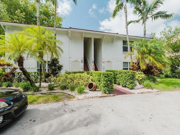 CASTLEWOOD - Residential Income