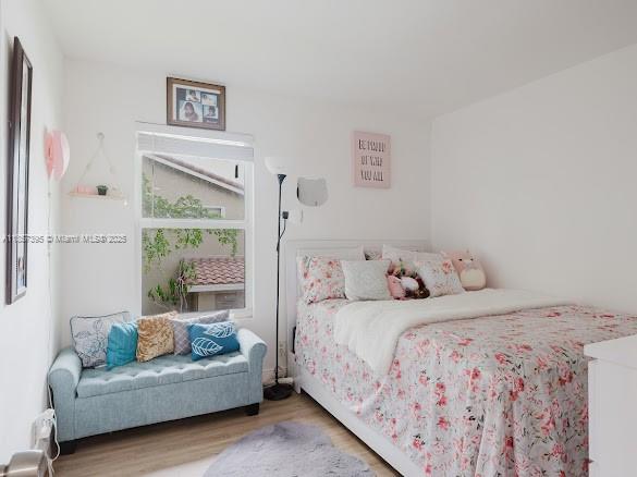 CASTLEWOOD - Residential Income