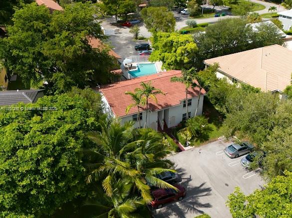 CASTLEWOOD - Residential Income