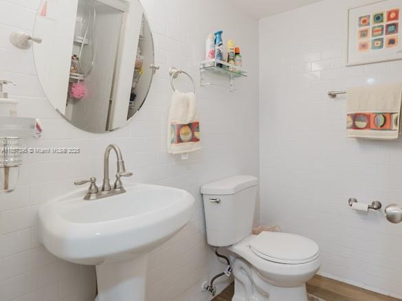 CASTLEWOOD - Residential Income