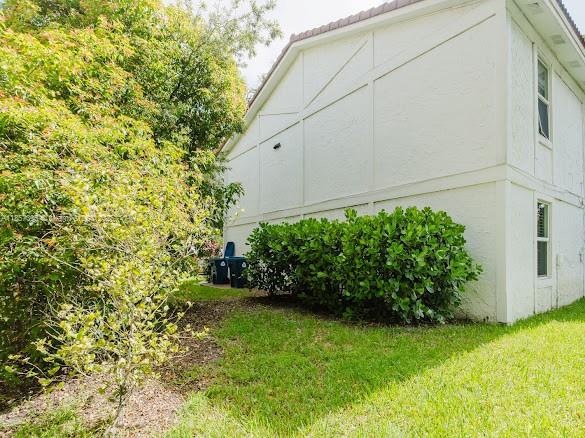 CASTLEWOOD - Residential Income