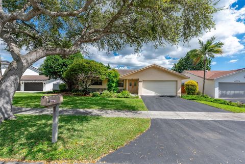 10421 SW 146th Pl Miami FL 33186
