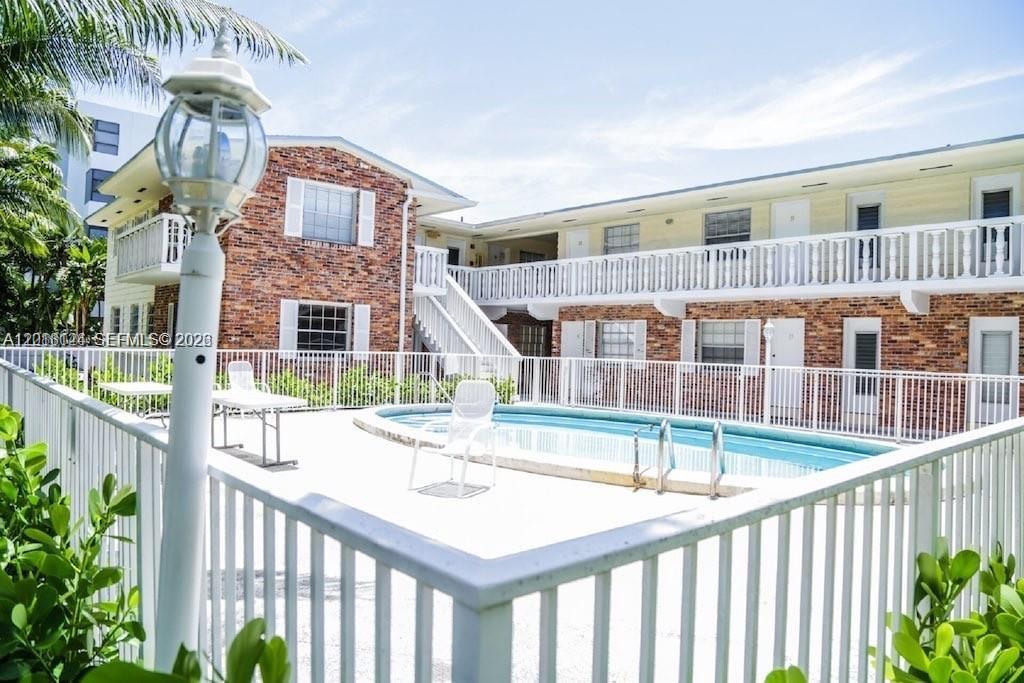 SUNRISE CLUB CONDO - Residential Lease